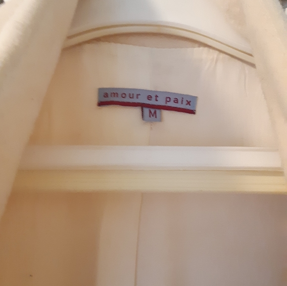 Beautuful White long coat - Picture 8 of 10